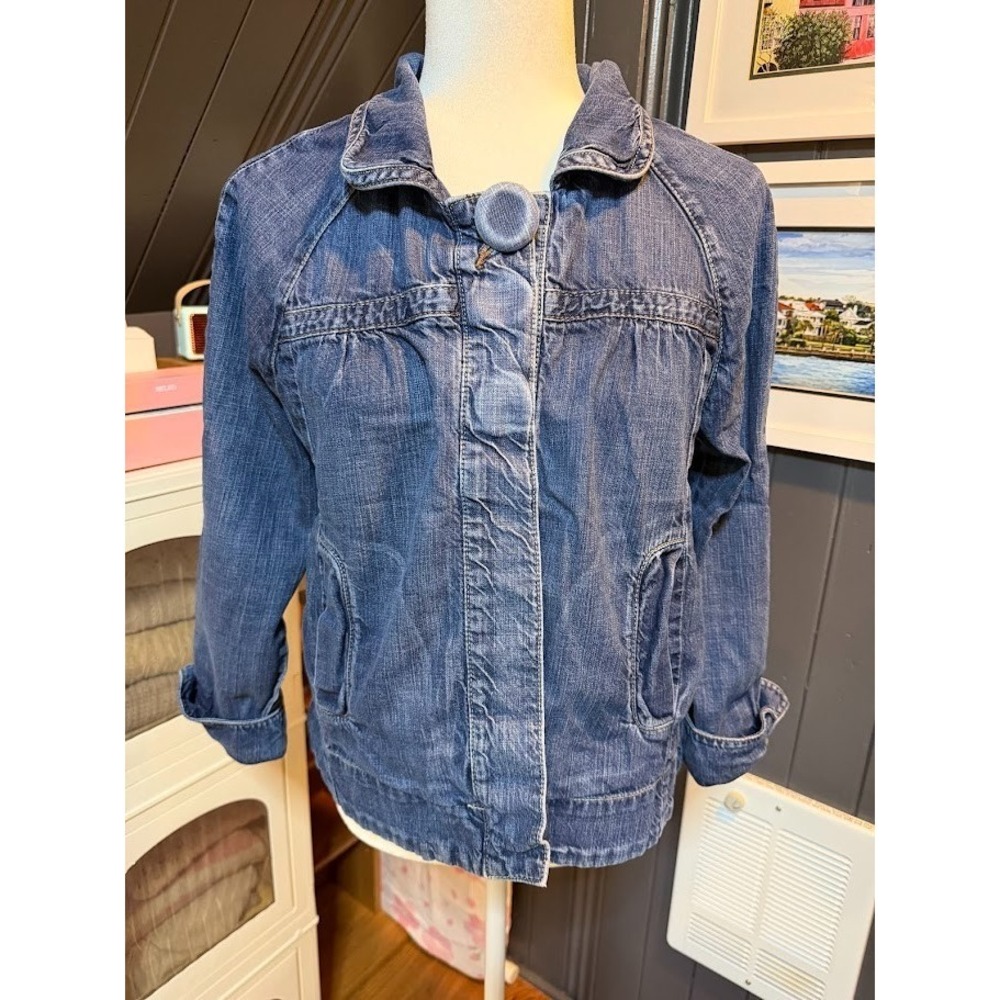 Y2K DKNY Women's Preppy Jean Jacket - Size Large